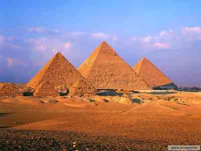 hauteur d'une pyramide